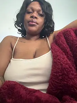 Boneca25 online show from April 22, 2026, 9:01 am