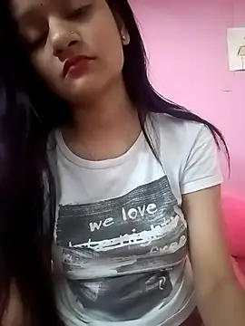 Tanu-00 online show from January 18, 2026, 7:39 pm