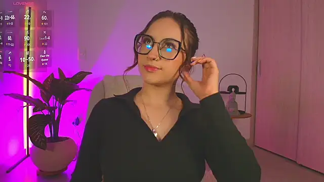 Snapshot of Mara_Santoro chatting on September 18, 2025, 1:18 am Mara Santoro online show from September 18, 2025, 1:18 am