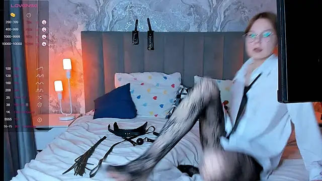 ElvinaBestwick online show from February 23, 2025, 3:18 pm