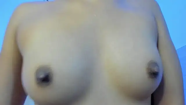 Snapshot of Ximena__1 chatting on February 9, 2025, 12:39 am Ximena  1 online show from February 9, 2025, 12:39 am