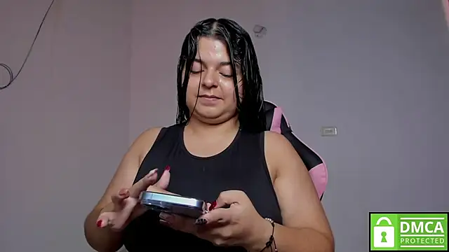 Little Shaara online show from September 18, 2025, 6:54 pm