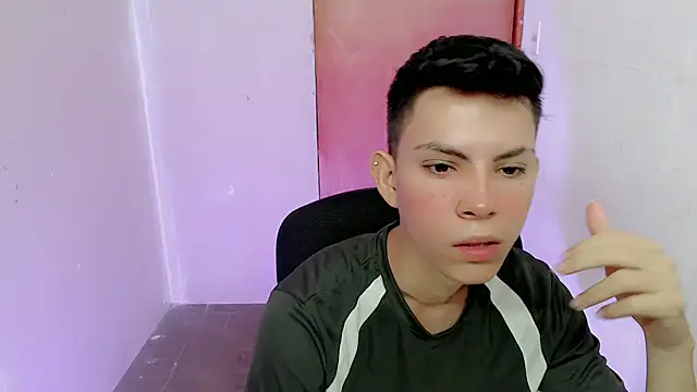 Alexxx lov online show from September 13, 2025, 1:11 pm