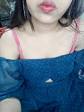 Snapshot of JANVI_MISHRA1 chatting on April 18, 2026, 7:40 pm JANVI MISHRA1 online show from April 18, 2026, 7:40 pm