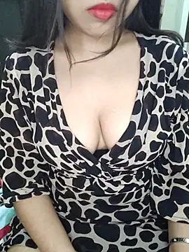 Snapshot of JANVI_MISHRA1 chatting on May 5, 2026, 6:05 pm JANVI MISHRA1 online show from May 5, 2026, 6:05 pm
