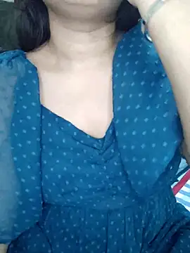 Snapshot of JANVI_MISHRA1 chatting on May 15, 2026, 5:53 pm JANVI MISHRA1 online show from May 15, 2026, 5:53 pm