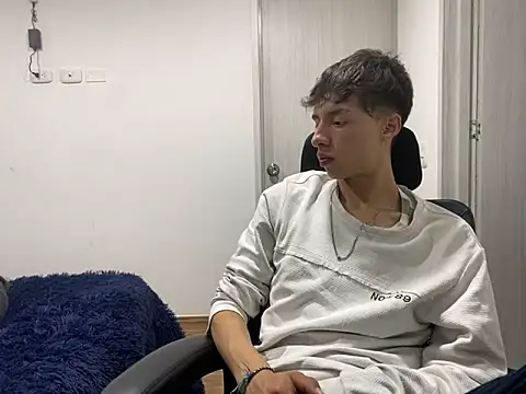 Snapshot of Juanmres chatting on September 23, 2025, 6:16 am Juanmres online show from September 23, 2025, 6:16 am