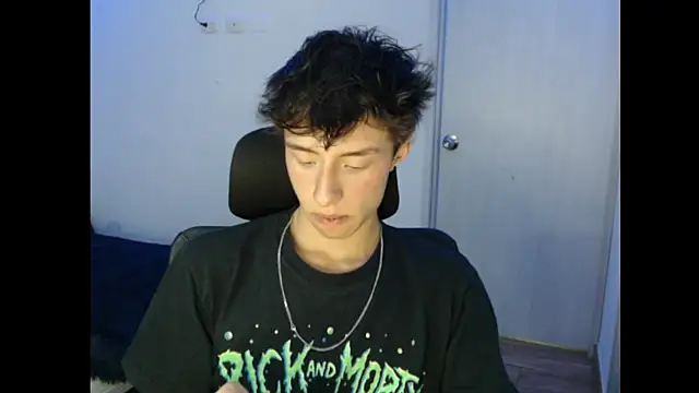 Snapshot of Juanmres chatting on November 6, 2025, 5:41 am Juanmres online show from November 6, 2025, 5:41 am