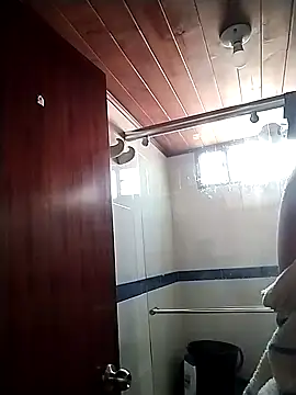 Vale Saenzz online show from February 21, 2025, 9:22 pm