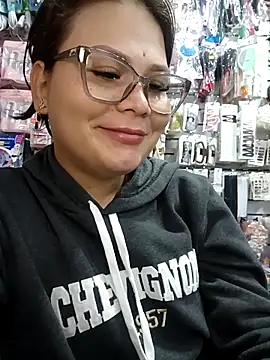 Vale Saenzz online show from February 23, 2026, 10:29 pm