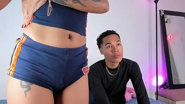 viankaa miller online show from October 17, 2025, 4:09 pm