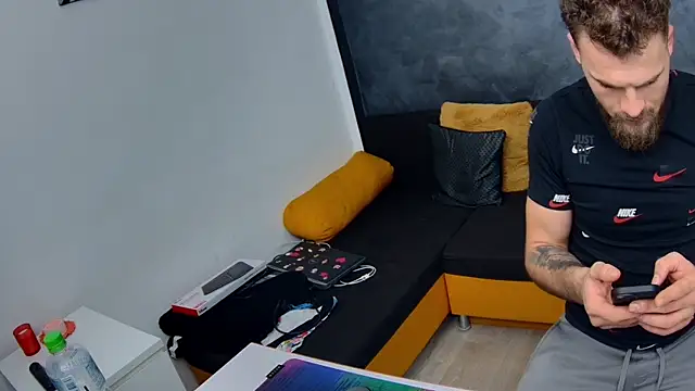 luke eddisonn online show from January 25, 2025, 7:49 pm