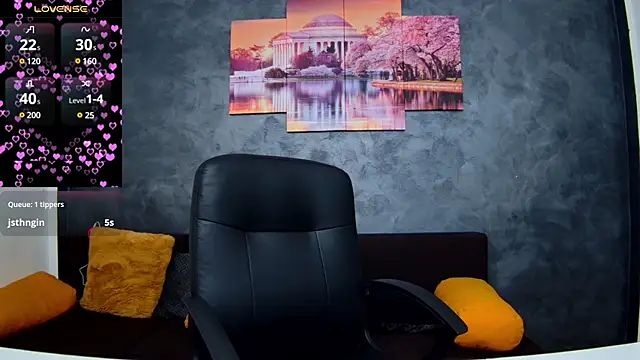 luke eddisonn online show from February 19, 2025, 7:28 am