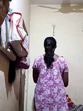 Snapshot of TeluguammayiMahi chatting on March 3, 2025, 6:44 pm TeluguammayiMahi online show from March 3, 2025, 6:44 pm