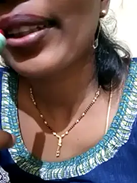 Snapshot of TeluguammayiMahi chatting on March 18, 2025, 3:31 pm TeluguammayiMahi online show from March 18, 2025, 3:31 pm