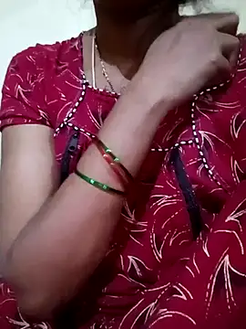 Snapshot of TeluguammayiMahi chatting on October 3, 2025, 10:01 am TeluguammayiMahi online show from October 3, 2025, 10:01 am