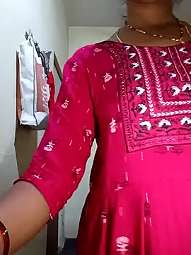 Snapshot of TeluguammayiMahi chatting on October 5, 2025, 9:45 pm TeluguammayiMahi online show from October 5, 2025, 9:45 pm