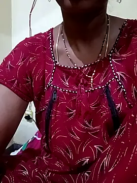 Snapshot of TeluguammayiMahi chatting on October 28, 2025, 10:23 pm TeluguammayiMahi online show from October 28, 2025, 10:23 pm