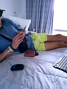 TAIZWRLD online show from November 20, 2025, 5:56 pm