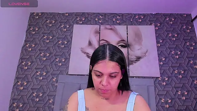 Emily rivera78 online show from May 8, 2026, 3:56 am