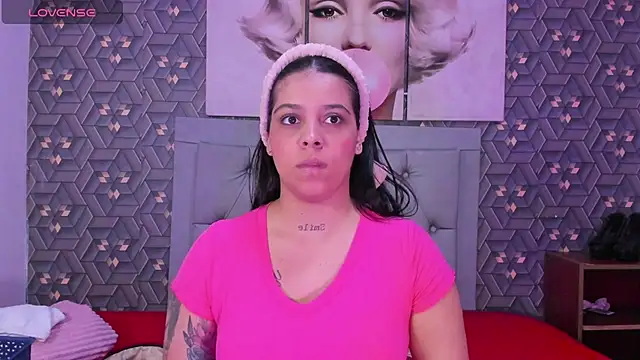 Emily rivera78 online show from May 9, 2026, 3:23 am