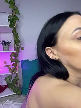 Snapshot of RaisaSalvi chatting on February 15, 2025, 9:15 pm RaisaSalvi online show from February 15, 2025, 9:15 pm