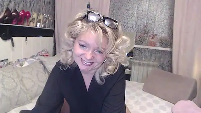 MartiniMartini online show from December 28, 2024, 1:08 am