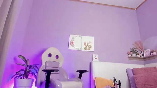 Rossi Mariana online show from October 13, 2025, 12:27 pm