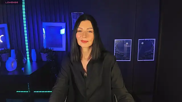 MonicaCheerful online show from January 31, 2025, 5:40 am
