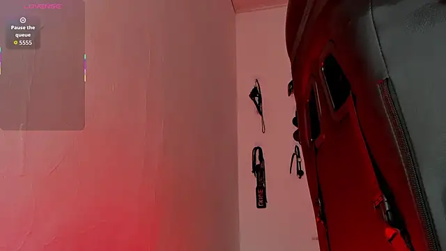 Nicol TransGirl online show from December 3, 2025, 3:14 am