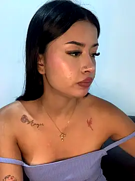 Snapshot of Miss_karol chatting on October 13, 2025, 9:59 pm Miss karol online show from October 13, 2025, 9:59 pm