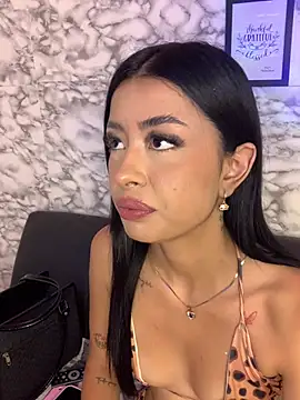 Snapshot of Miss_karol chatting on February 16, 2026, 6:37 pm Miss karol online show from February 16, 2026, 6:37 pm