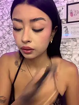 Snapshot of Miss_karol chatting on March 6, 2026, 3:52 pm Miss karol online show from March 6, 2026, 3:52 pm