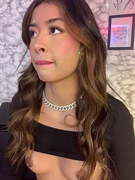 Snapshot of Miss_karol chatting on March 11, 2026, 6:25 pm Miss karol online show from March 11, 2026, 6:25 pm