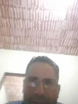 DOMINADOR5 online show from March 22, 2025, 1:32 am