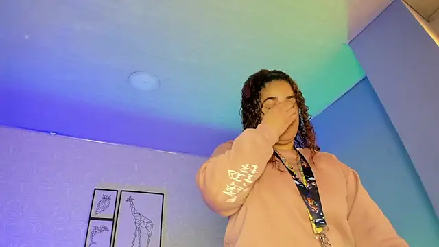 ninna curly online show from June 9, 2026, 4:02 am