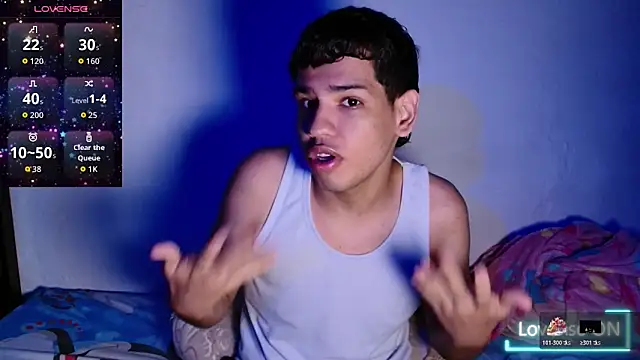 Snapshot of Santiago-Thompson chatting on March 28, 2026, 9:58 pm Santiago-Thompson online show from March 28, 2026, 9:58 pm