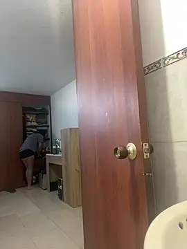 LiLy kIndly online show from October 25, 2025, 1:18 pm