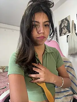 LiLy kIndly online show from March 22, 2026, 7:39 pm