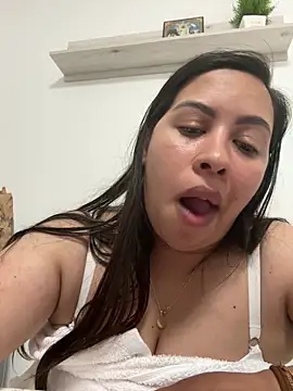 vanesavane395 online show from March 15, 2025, 9:38 pm