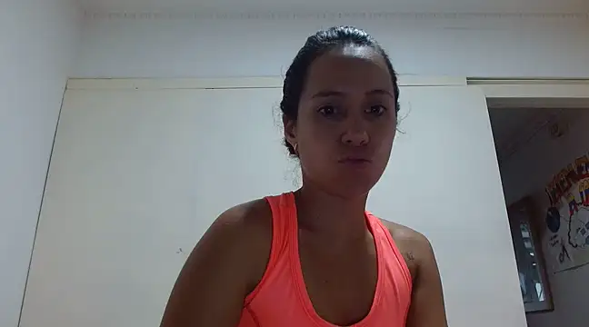 venus11 online show from March 20, 2025, 5:47 pm