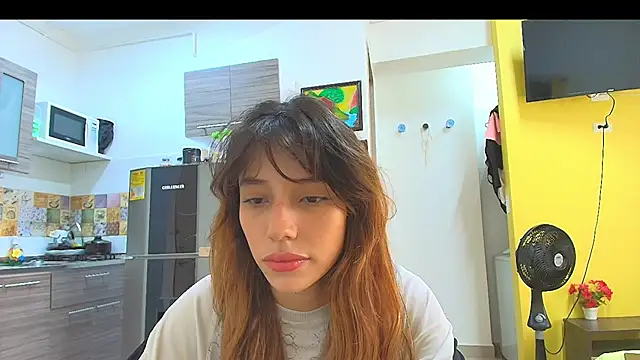 Alaiapink online show from August 4, 2026, 8:44 pm