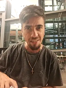 thallespessoa online show from September 27, 2025, 9:42 pm