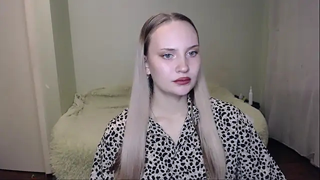 Snapshot of vivian_word chatting on October 20, 2025, 5:46 pm vivian word online show from October 20, 2025, 5:46 pm