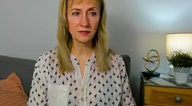 MargaretMilf69 online show from March 4, 2025, 4:20 pm