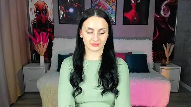 EmiliaBeynard online show from February 4, 2025, 7:44 pm