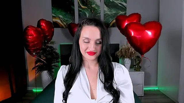 EmiliaBeynard online show from February 14, 2025, 1:29 pm