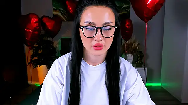 EmiliaBeynard online show from March 10, 2025, 1:54 pm