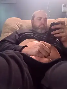Snapshot of thickdaddy2982 chatting on February 19, 2025, 12:22 pm thickdaddy2982 online show from February 19, 2025, 12:22 pm