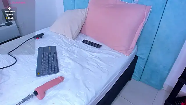 Snapshot of AlexxaSmall chatting on February 21, 2025, 12:39 pm AlexxaSmall online show from February 21, 2025, 12:39 pm